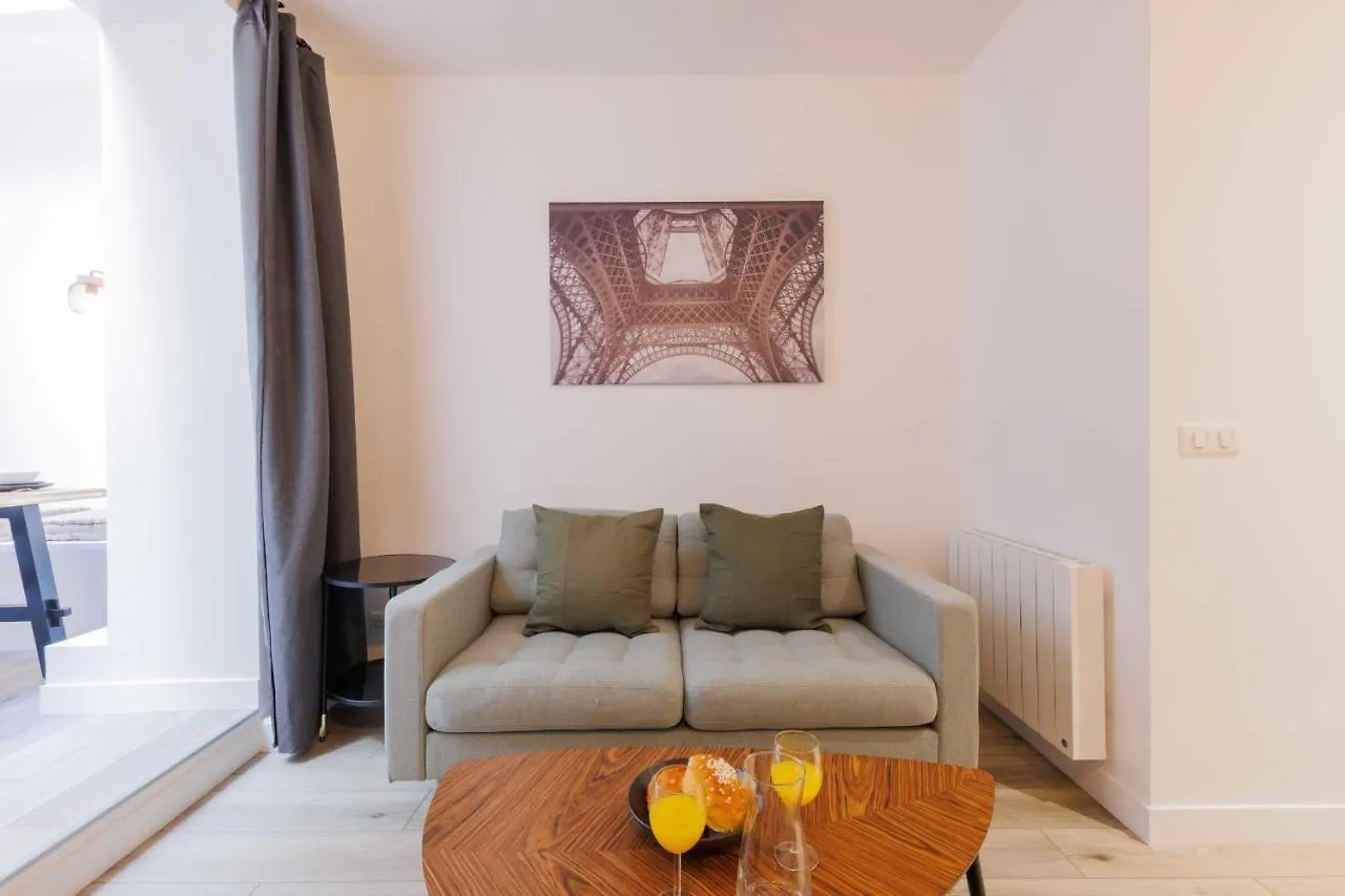 Exceptionnel Appartement A Proximite De Montmartre! Paris France